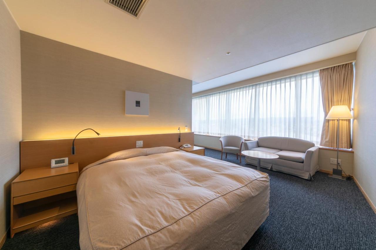 Hotel Landmark Wakayama Buitenkant foto