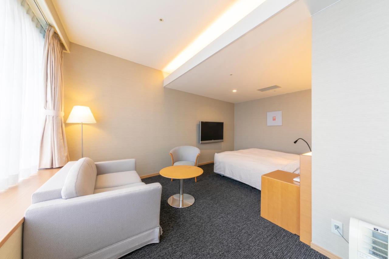 Hotel Landmark Wakayama Buitenkant foto