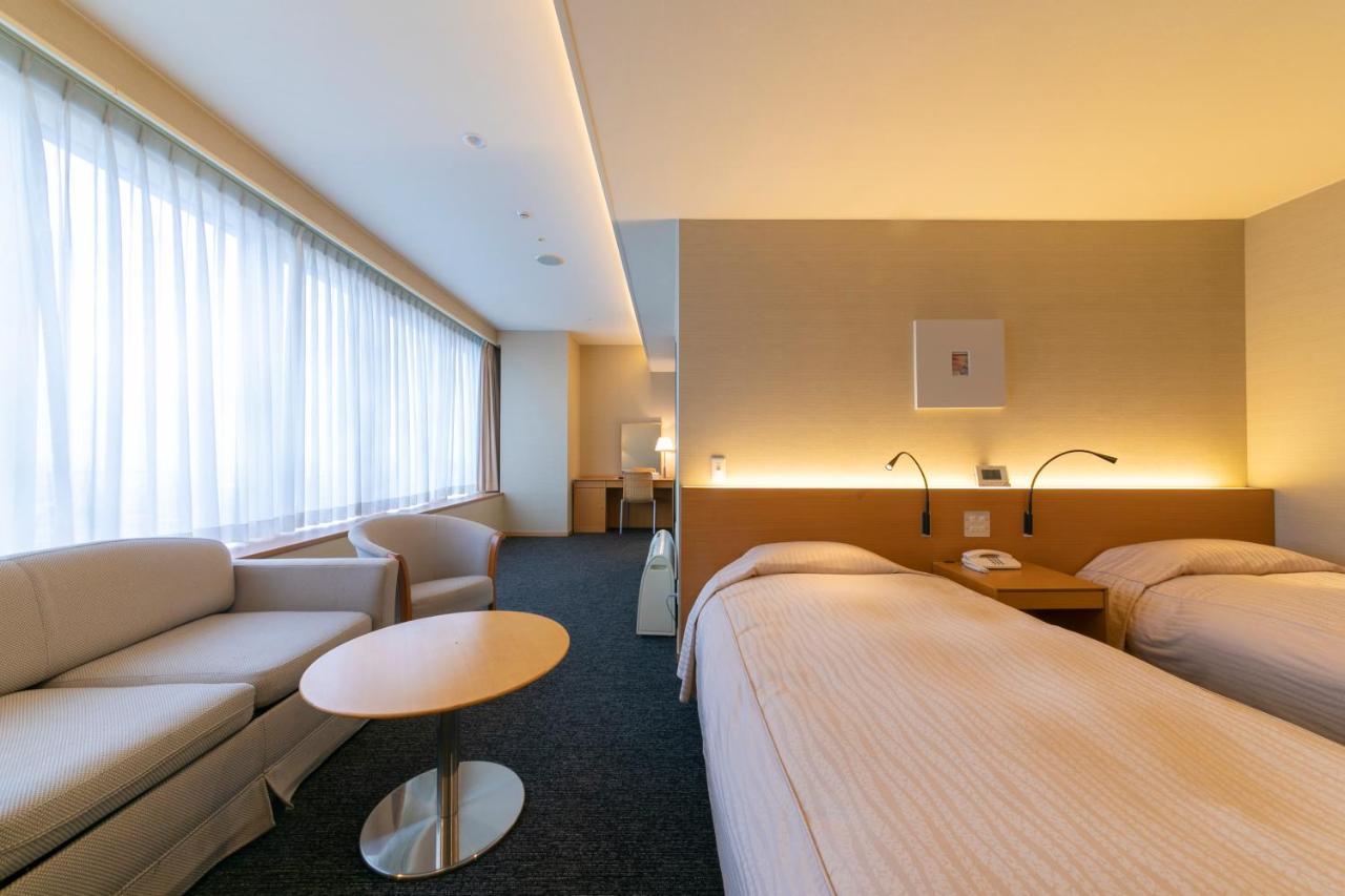 Hotel Landmark Wakayama Buitenkant foto